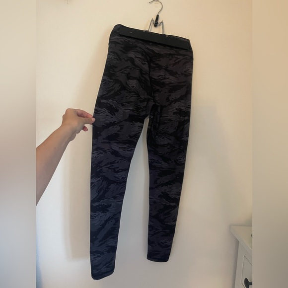 NFQ black camo leggings - Picture 1 of 5